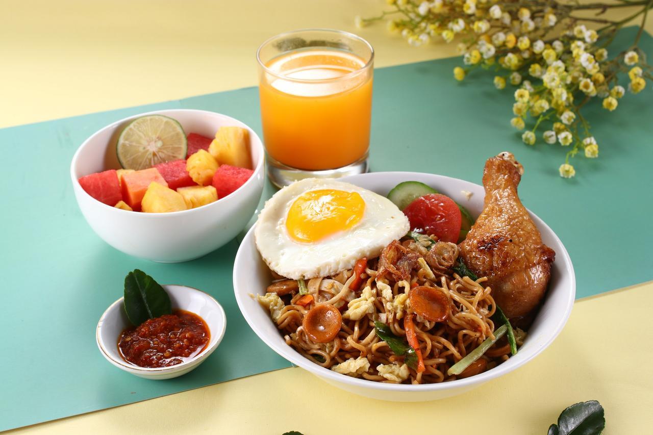Pop! Hotel Tebet Jakarta Eksteriør bilde